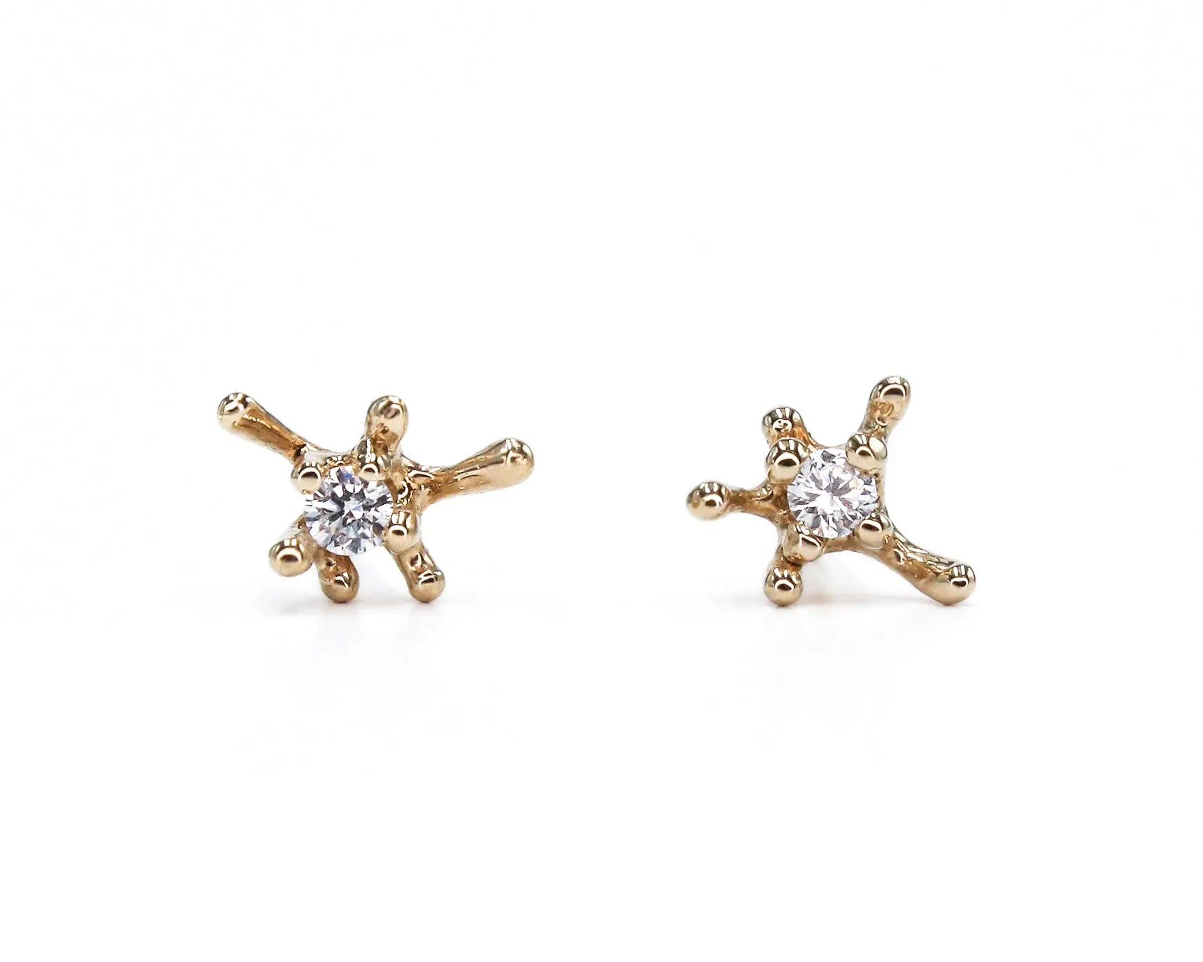 עגילי גלורי קורל Yael Pilo | Handcrafted Creations