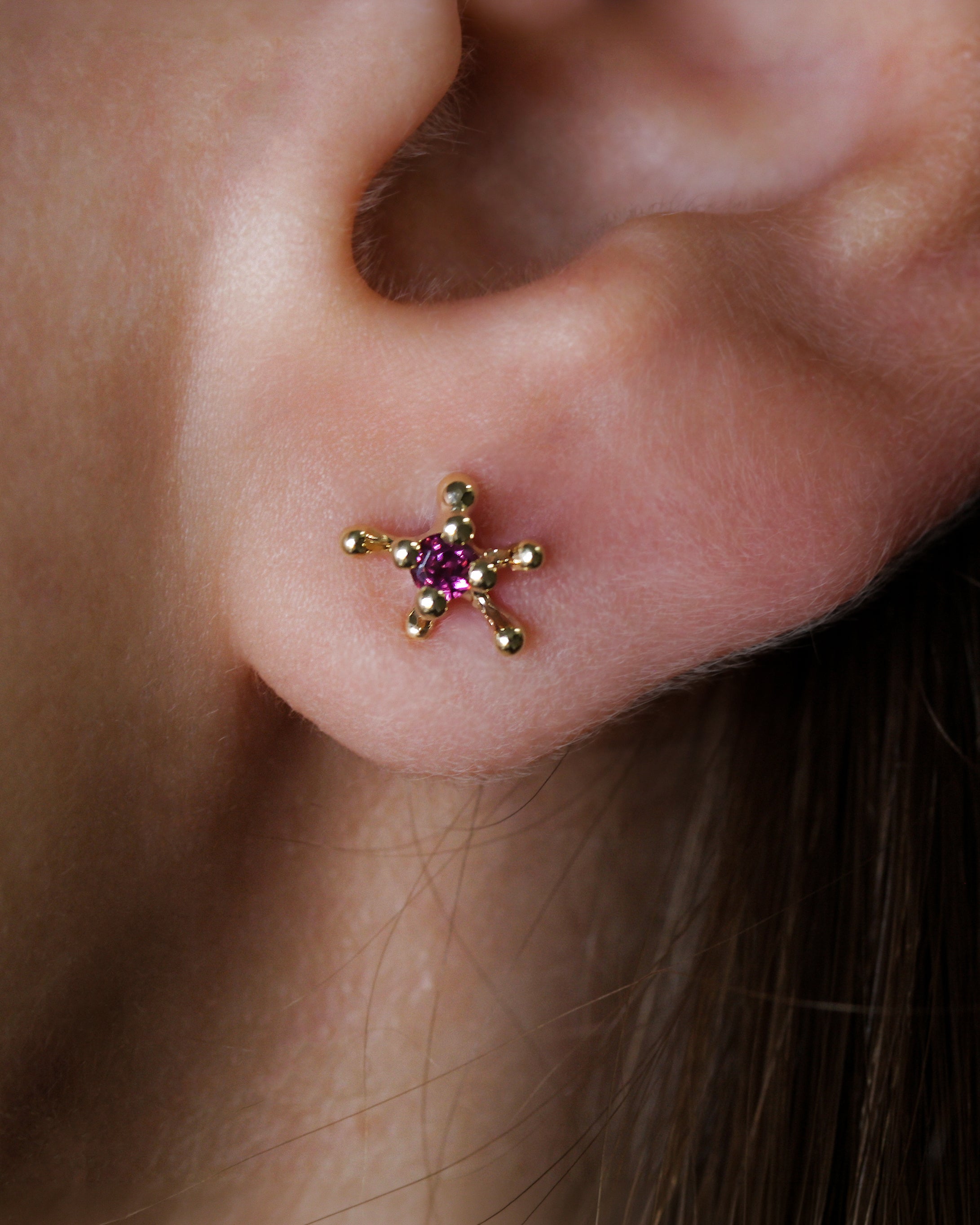 עגילי גלורי קורל Yael Pilo | Handcrafted Creations