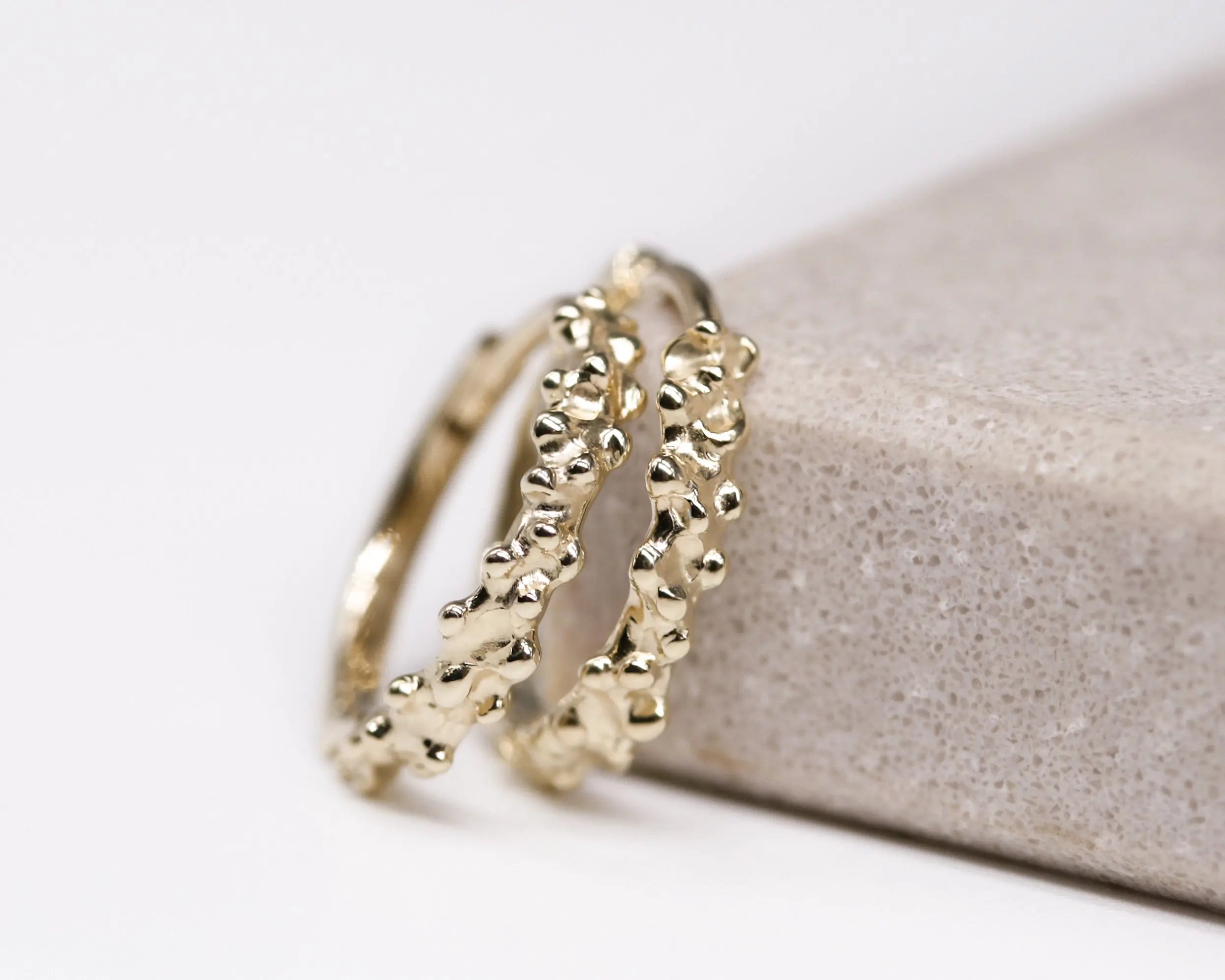 עגילי חישוק מארה Yael Pilo | Handcrafted Creations