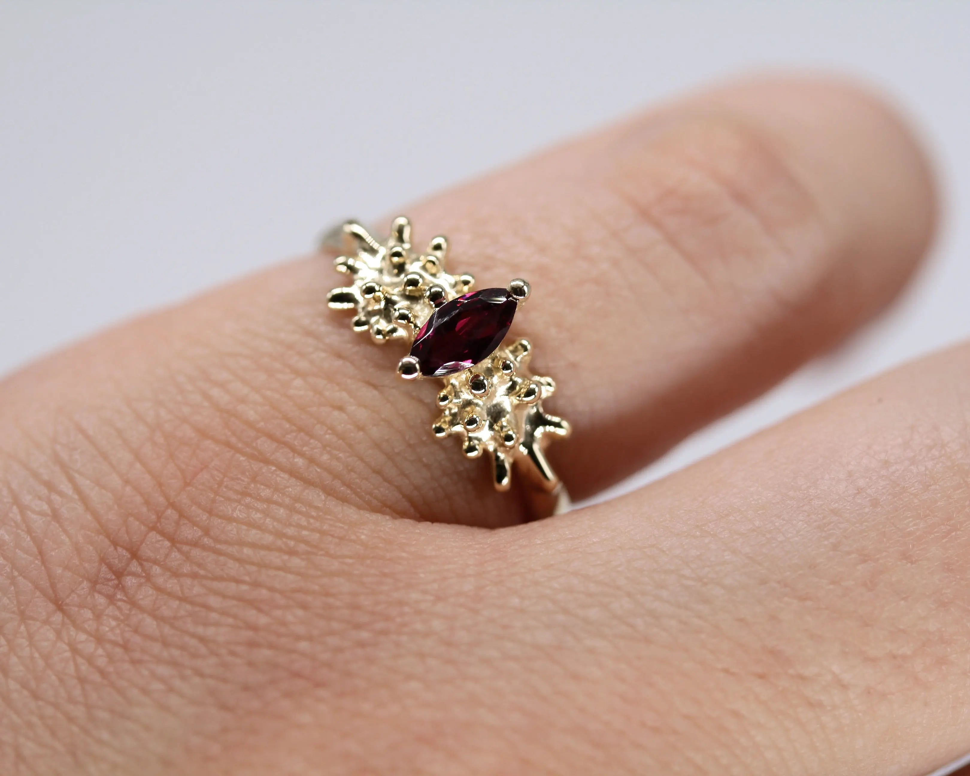 טבעת ניצן Yael Pilo | Handcrafted Creations