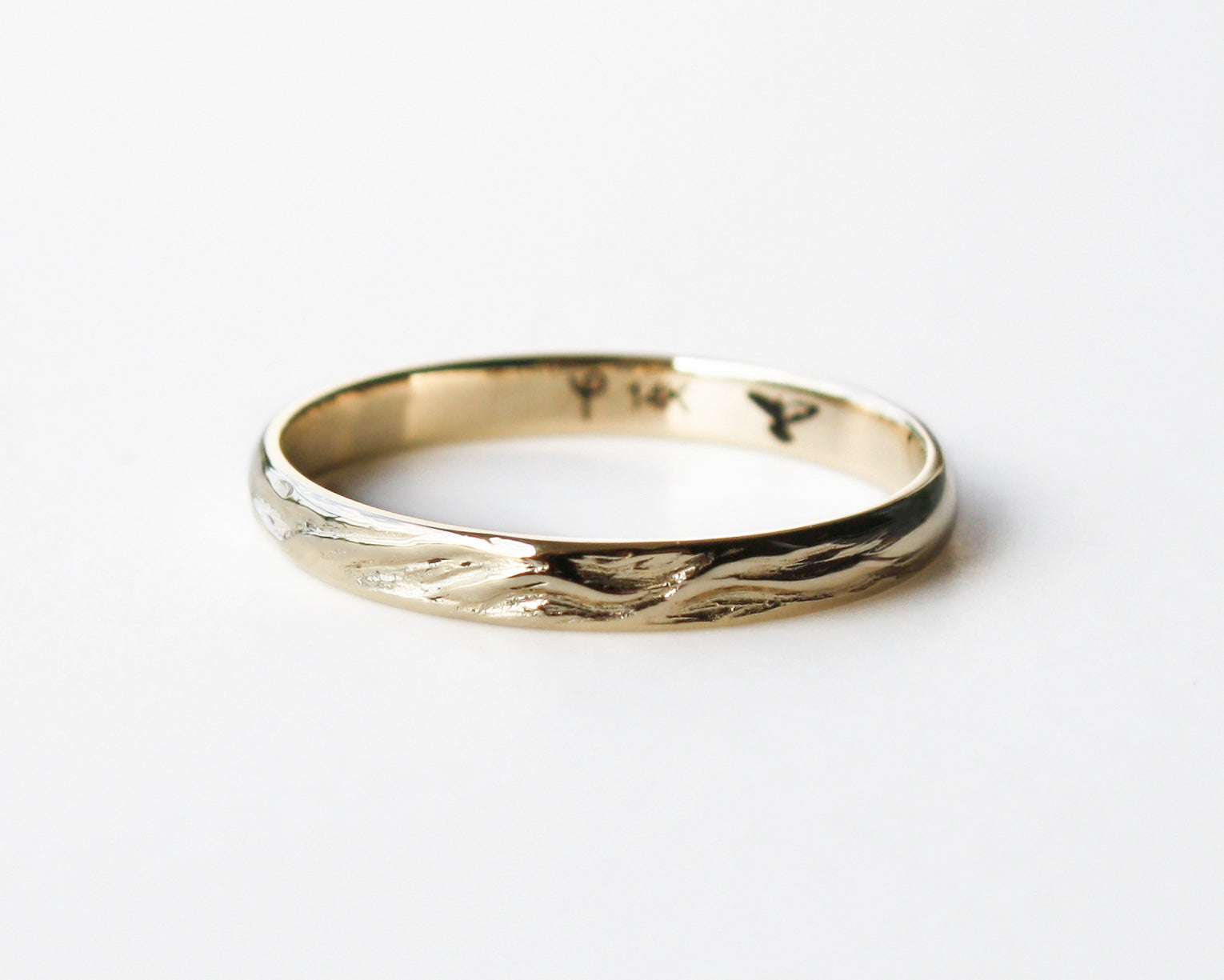 טבעת נישואין אדווה 2 מ"מ Yael Pilo | Handcrafted Creations